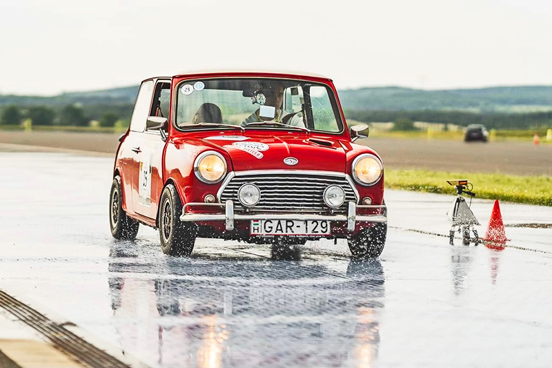 nevezo_Szlabony Botond_Austin Mini nevezo_Szlabony Botond_Austin Mini
