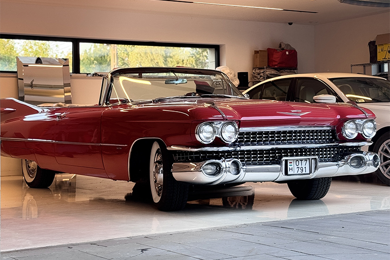 nevezo_Zombori A Cadillac