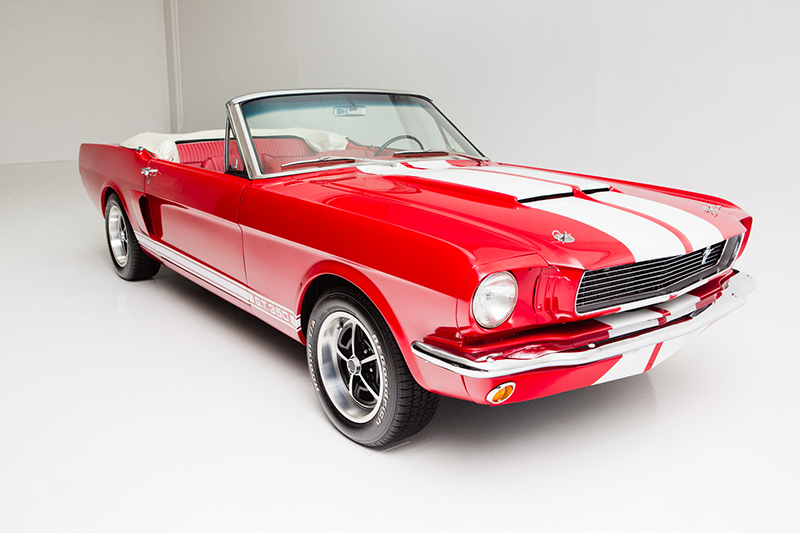 nevezo_Zombori eszter Mustang 1966