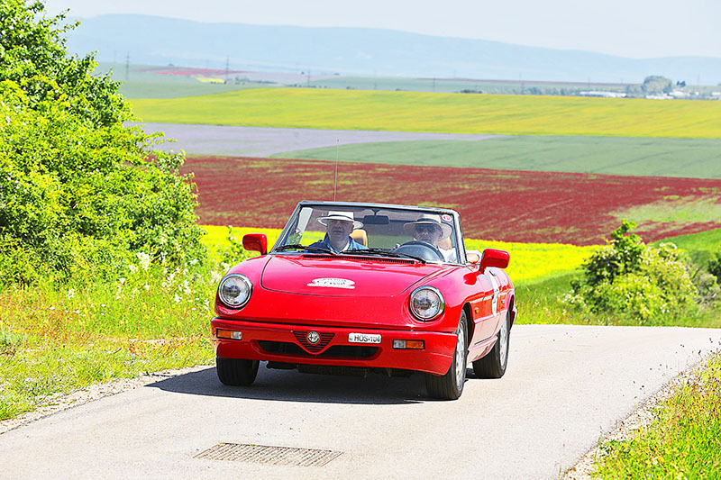 nevezo_Viszkei Andras