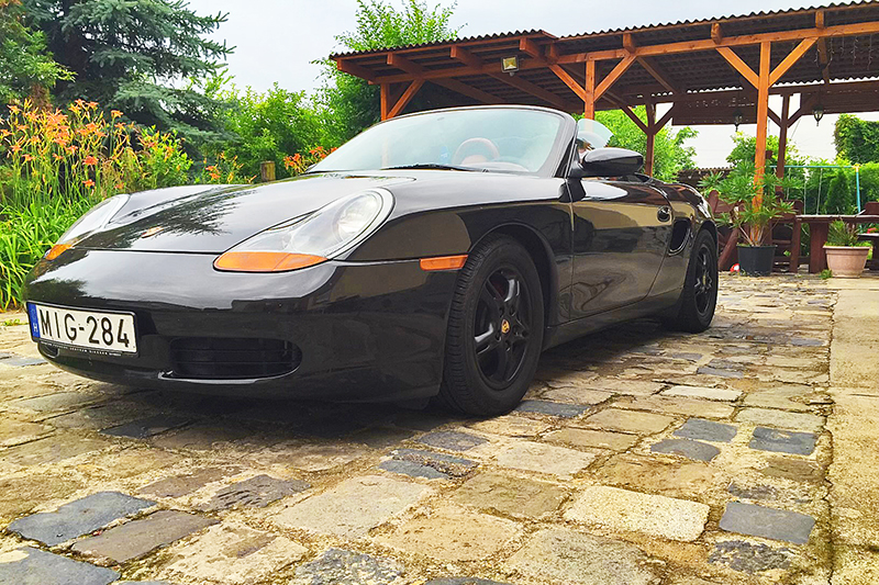 nevezo_Nyiszter tamas_porsche