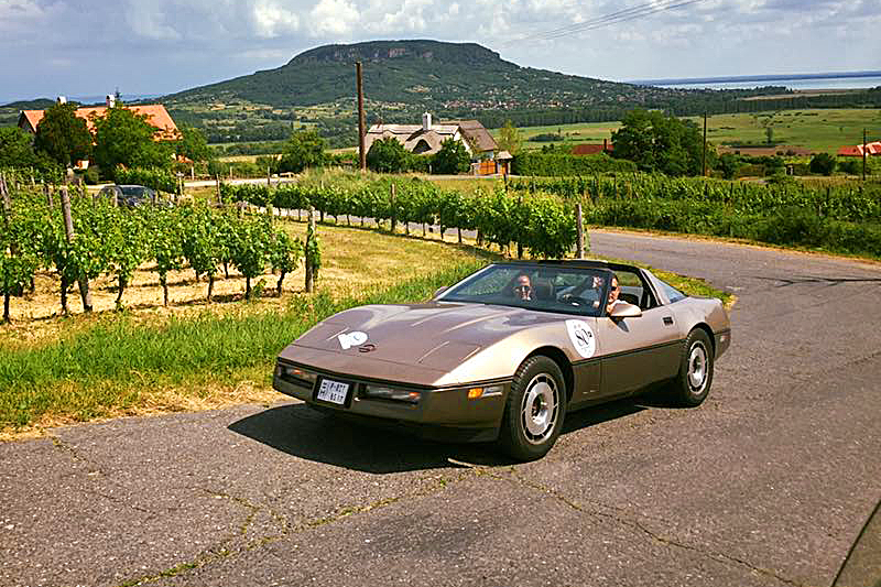 nevezo_belenyesi_corvette