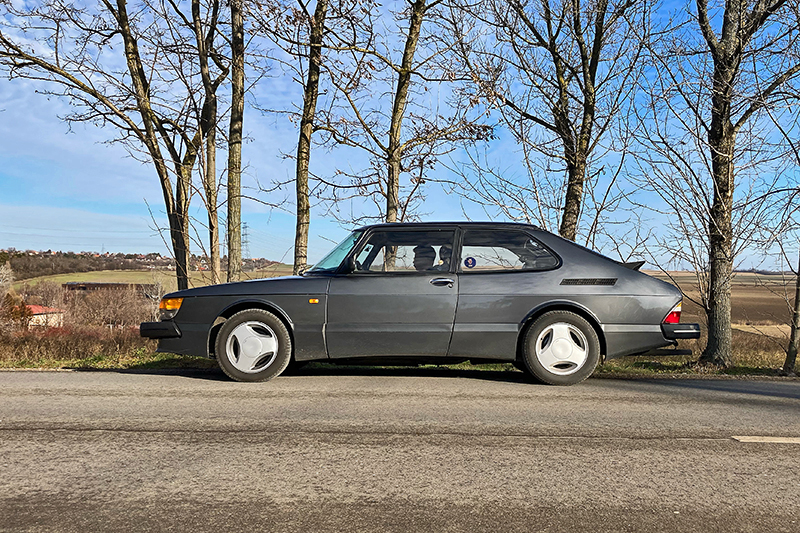 nevezo_ragoncza_saab_1986