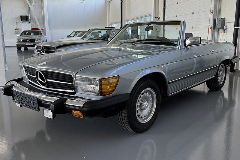 nevezo_Ferentzy Zsuzsa_MB